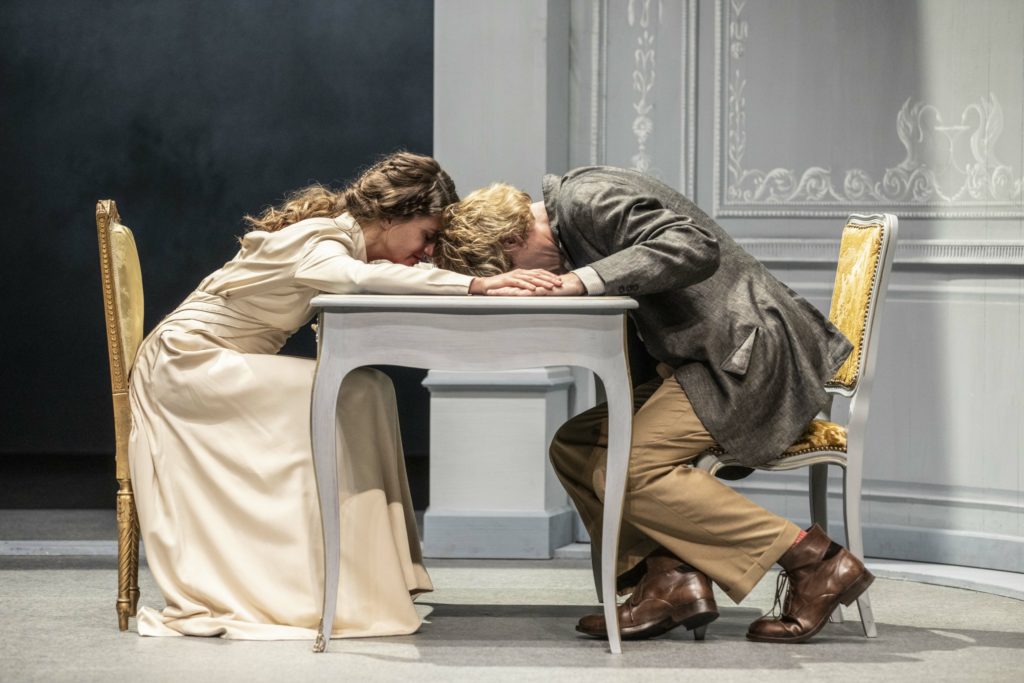 "Les Fausse Confidences", mis en scène par Alain Françon au Théâtre